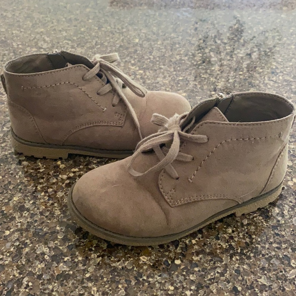 Cat & Jack Boots